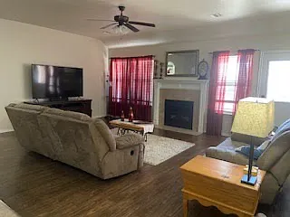 1928 E 133rd Ct S — Photo 5