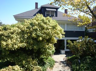 418 Erie Ave, Seattle, WA 98122
