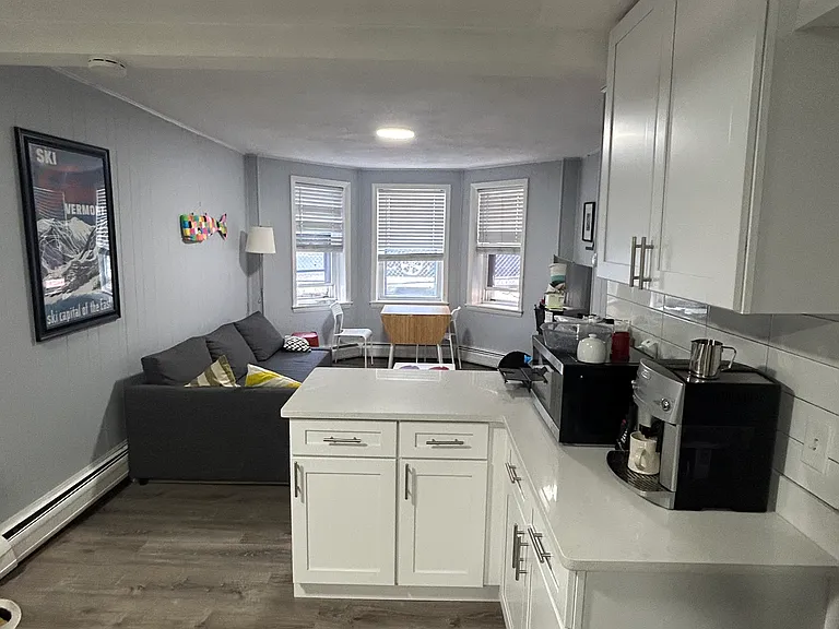11 Boardman St #B — Photo 3
