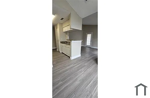8752 Mallard Reserve Dr Photo 1