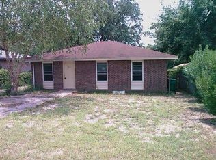 58 9th Ave, Shalimar, FL 32579