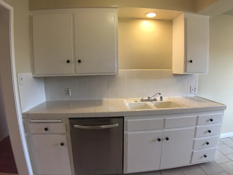 720 W Imperial Ave — Photo 10