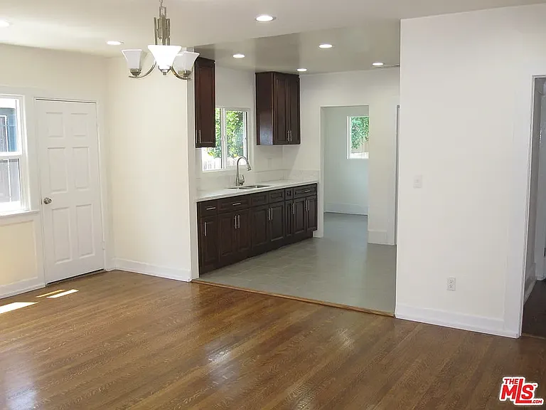 1493 W 47th St — Photo 14