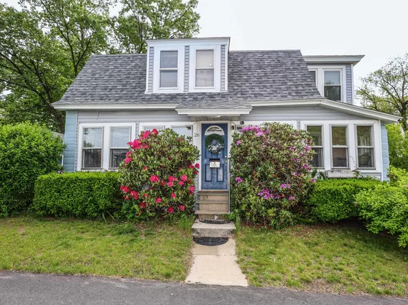 26 Verona Street, Nashua, NH 03060