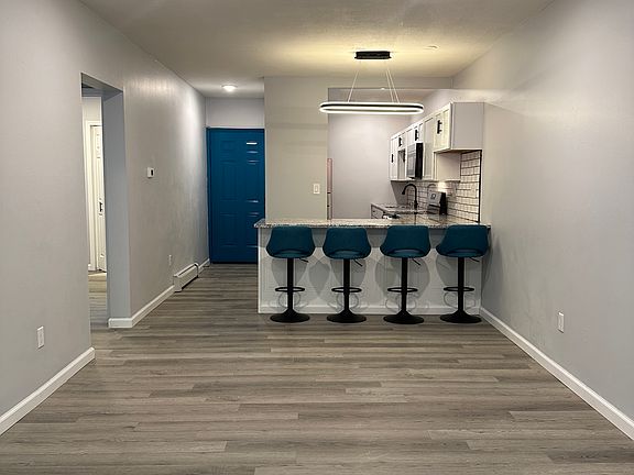 3rd image of 314 Oak St #1