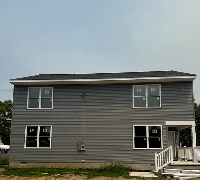 340 N Main St — Photo 1