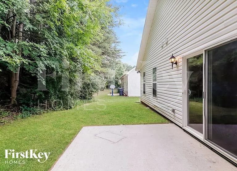 1024 Stinson Glen Ln — Photo 15
