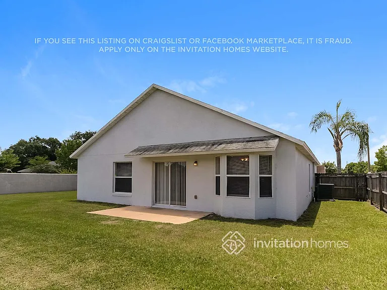 2900 Cool Breeze Cir — Photo 16