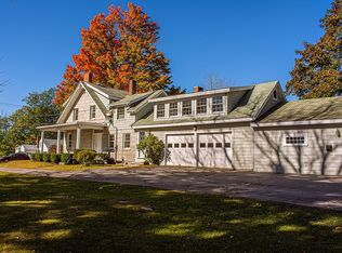 69 Winthrop St, Hallowell, ME 04347