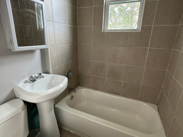 16 Martin Luther King Jr Blvd #2F