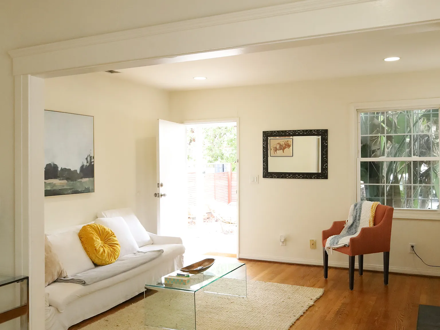 2 bed, 1400 sqft, $5,500 — Photo 2