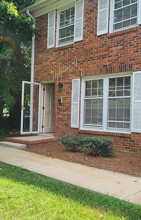 1st image of 4604A Lawndale Dr