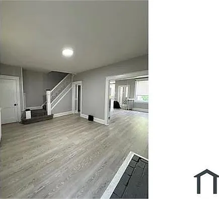 3 bed, $2,500 — Photo 3