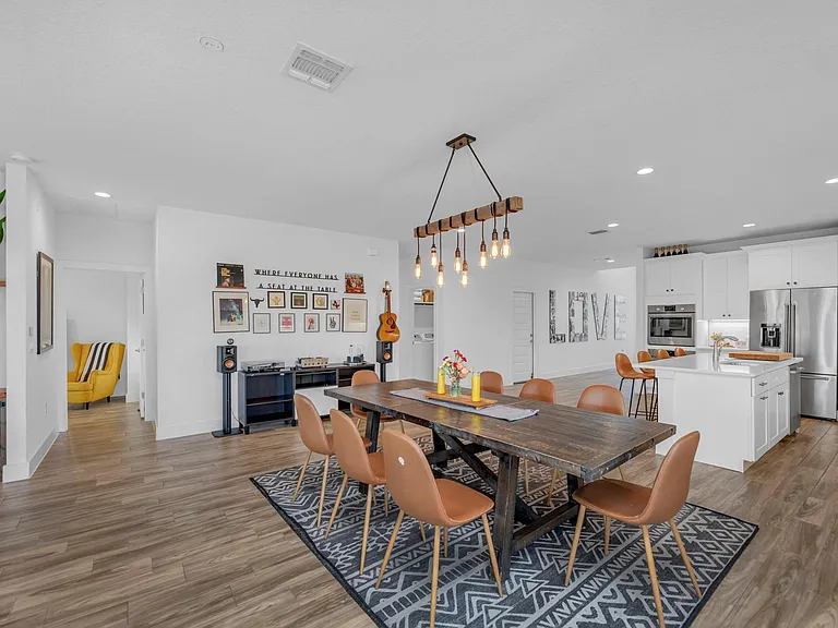 16512 Fetching Ave — Photo 17