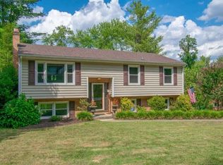 5349 Cave Spring Ln, Roanoke, VA 24018