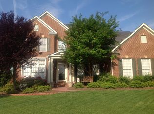 13539 Heritage Farms Dr, Gainesville, VA 20155