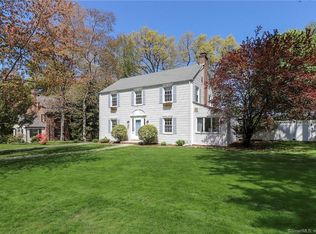 20 Forest Rd, West Hartford, CT 06119