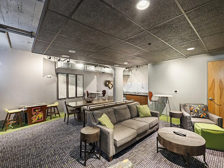 2929 Chicago Ave #1105 — Photo 48