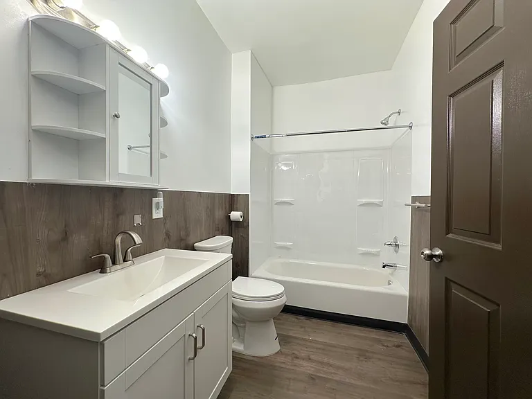 403 Liberty St — Photo 12