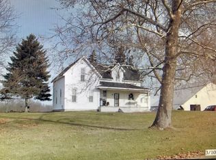 2594 17b Trl, Tippecanoe, IN 46570