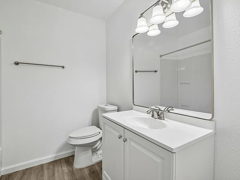 Nueva Vida Apartments — Photo 19