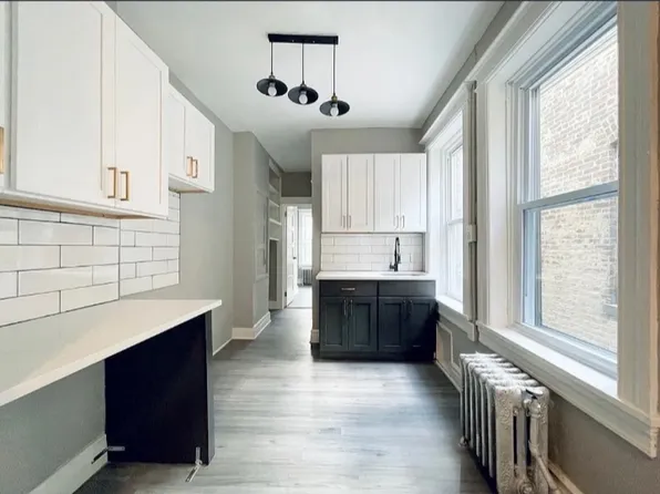 102 Romaine Avenue image 1 of 5