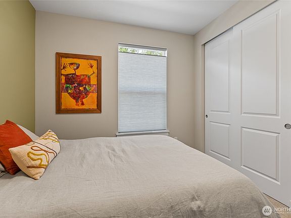 4th image of 6685 Skipper Lane SE