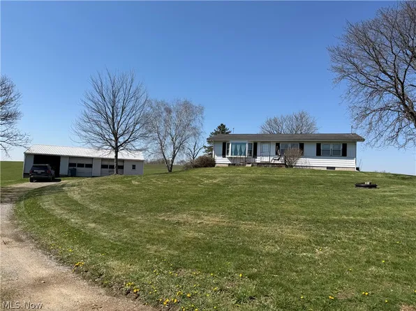 11069 State Route 170, Negley, OH 44441