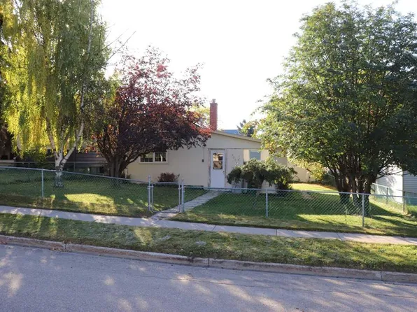 5021 N 6th Ave, Edson, AB T7E 1N7