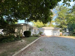 6133 S Grandriver Rd N, Newburgh, IN 47630