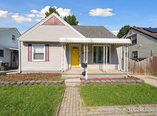 8252 Ziegler St, Taylor, MI 48180