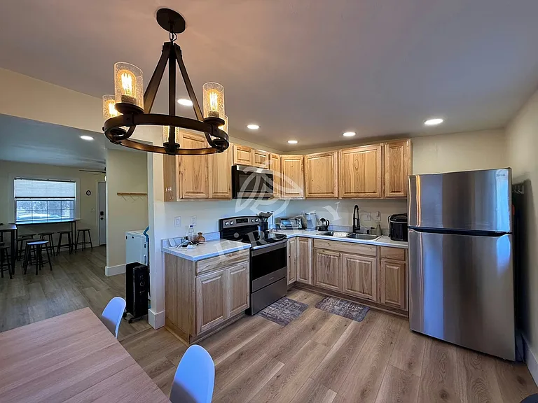 2248 Sitgreaves Dr — Photo 3