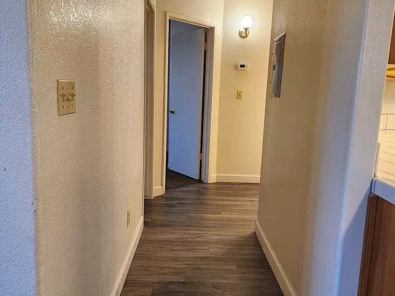 3195 Whittier Ave #103 — Photo 8