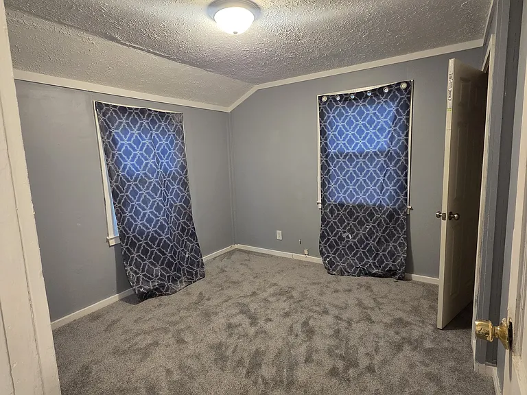 179 Woodlawn Cir — Photo 5