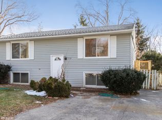 1116 Jackson Ave, Wauconda, IL