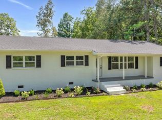 669 Rainbow Ave S, Rainsville, AL 35986