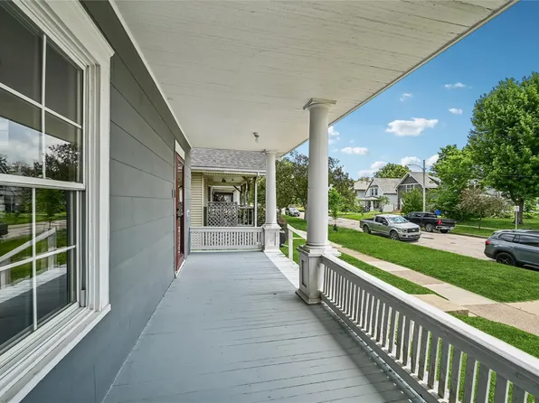 1532 C Ave NE, Cedar Rapids, IA 52402
