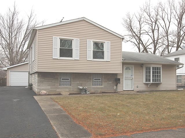 1st image of 1831 Reichert Ave