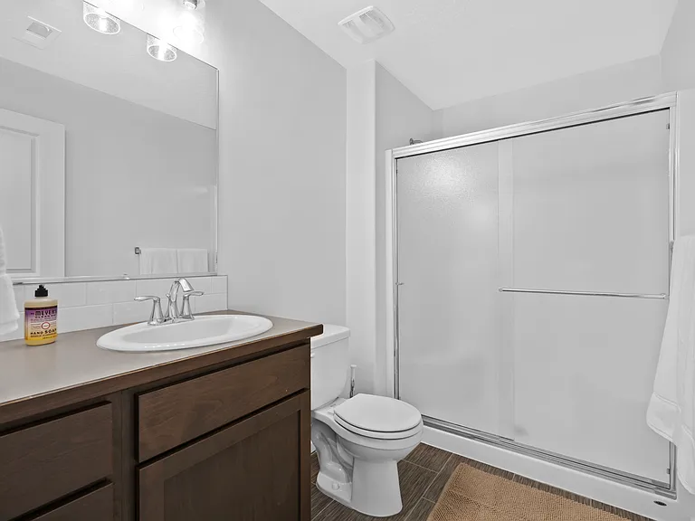326 S Treeline St — Photo 7