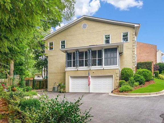3rd image of 3021 Margaret Mitchell Dr NW APT 10