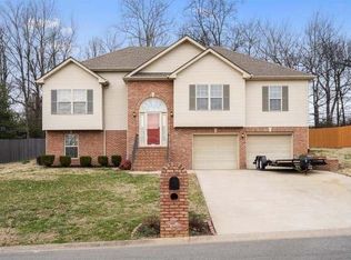250 Cheshire Rd, Clarksville, TN 37043