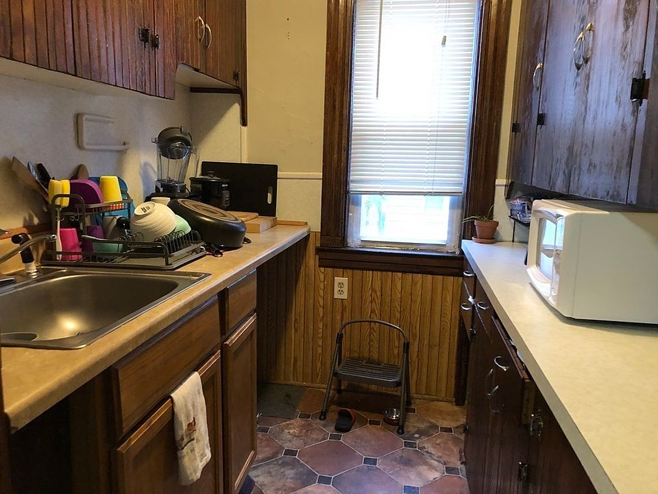 112114 6th St, Leominster, MA 01453 Zillow