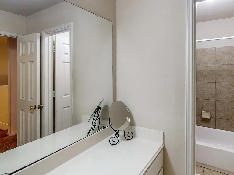 16841 Greenhouse St — Photo 19