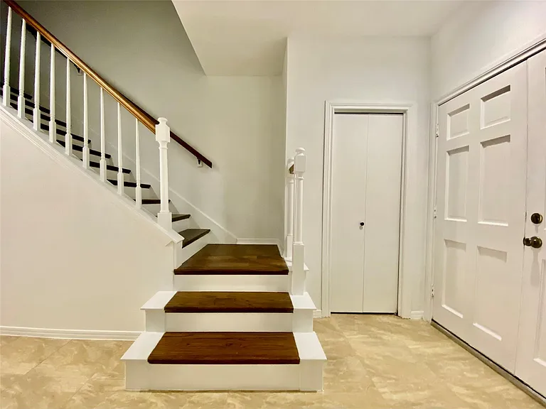 752 Augusta Dr #752 — Photo 5