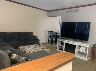 27070 Campau Ln, Harrison Township, MI