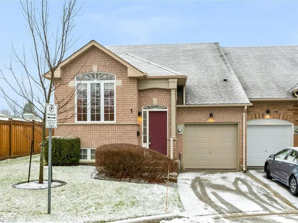 10 Davidson Blvd #1, Hamilton, ON L9H 7N9