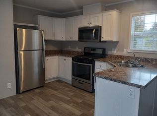 192 Magnolia #192, Belleville, MI 48111