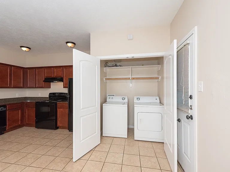 Richmond Ridge Townhomes — Photo 7