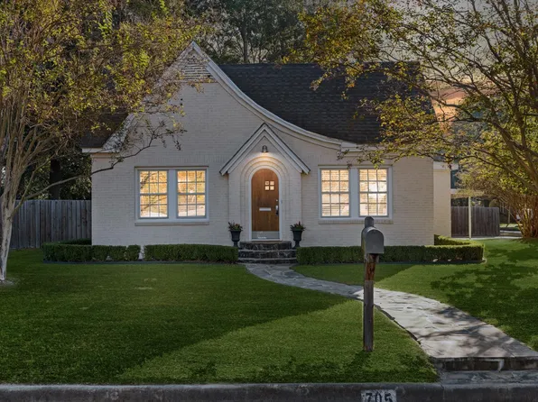 705 Mitchell St, Gilmer, TX 75644