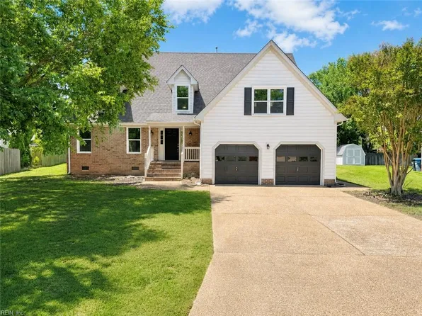 4265 Feather Ridge Dr, Virginia Beach, VA 23456